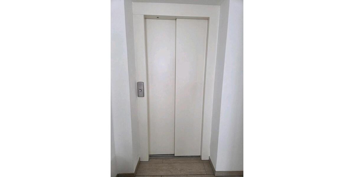 Etagenwohnung Bad Neuenahr-Ahrweiler Ahrweiler - 6 Zimmer, 160 m&sup2;, 1.700&euro; | Angebot:25978904