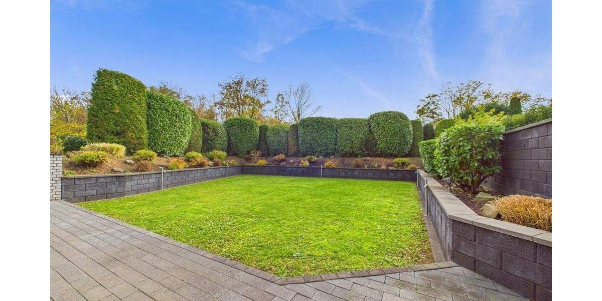 Mehrfamilienhaus, Wohnhaus Pulheim - 5 Zimmer, 291 m&sup2;, 3.000&euro; | Angebot:24449360