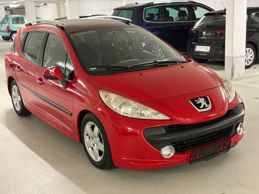 Peugeot 207 181.000 km 2.500 € Essen 45326