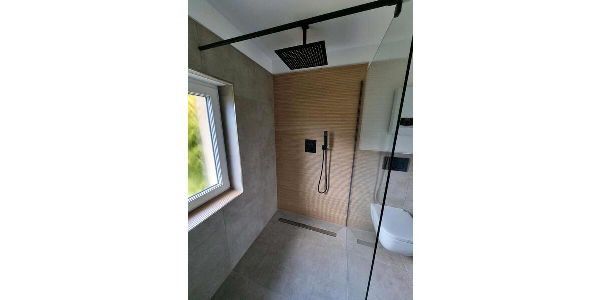 Etagenwohnung Erkrath - 4 Zimmer, 90 m&sup2;, 1.400&euro; | Angebot:25407471