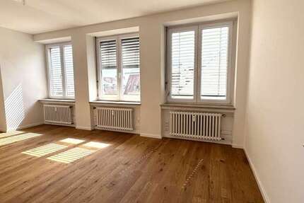 Wohnung zum Mieten in Augsburg Zentrum 1.400 € 100 m²