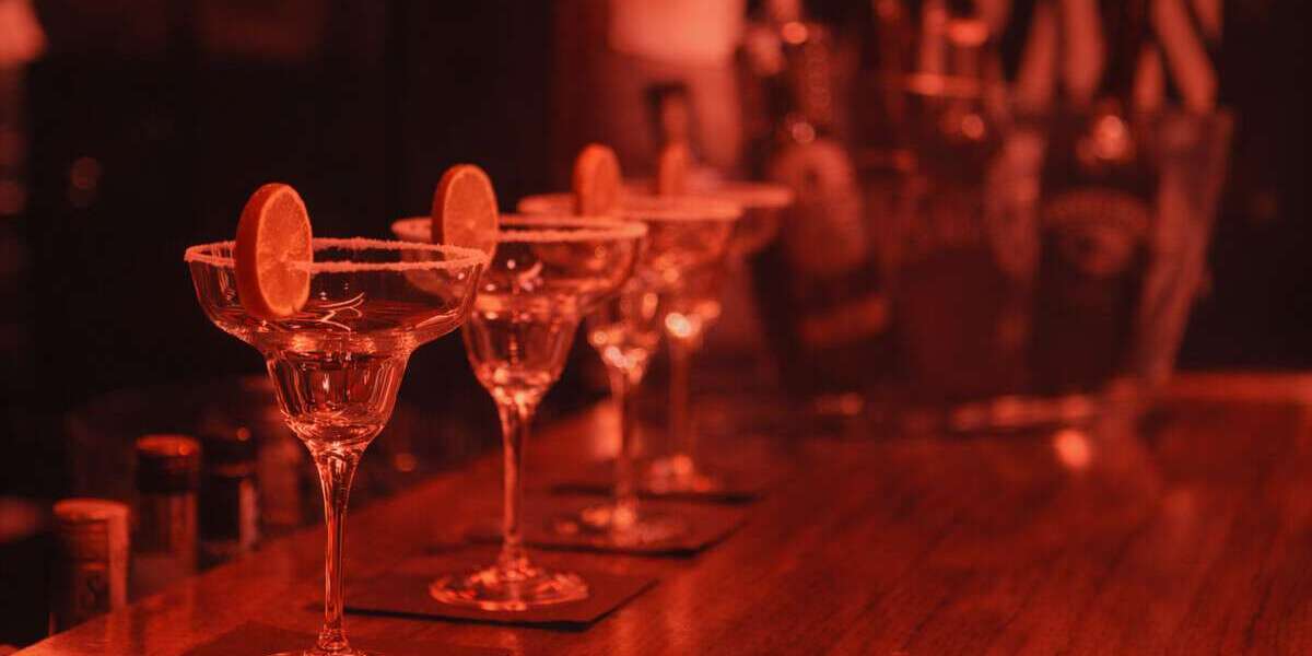 Einzelhandel in München 1.500.000 € 360.52 m² zimmer