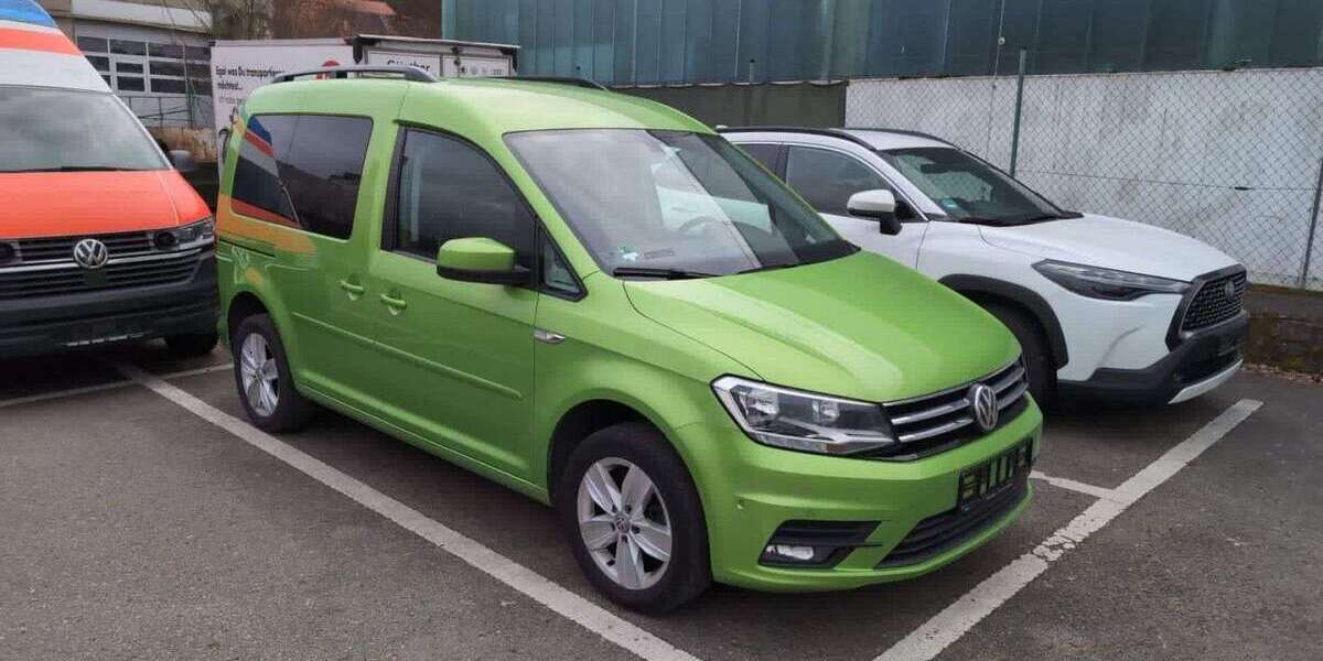 VW Caddy 121.500 km 18.990 &euro; Sindelfingen 71065