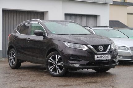 Nissan Qashqai 102.741 km 14.950 &euro; Bielefeld 33617