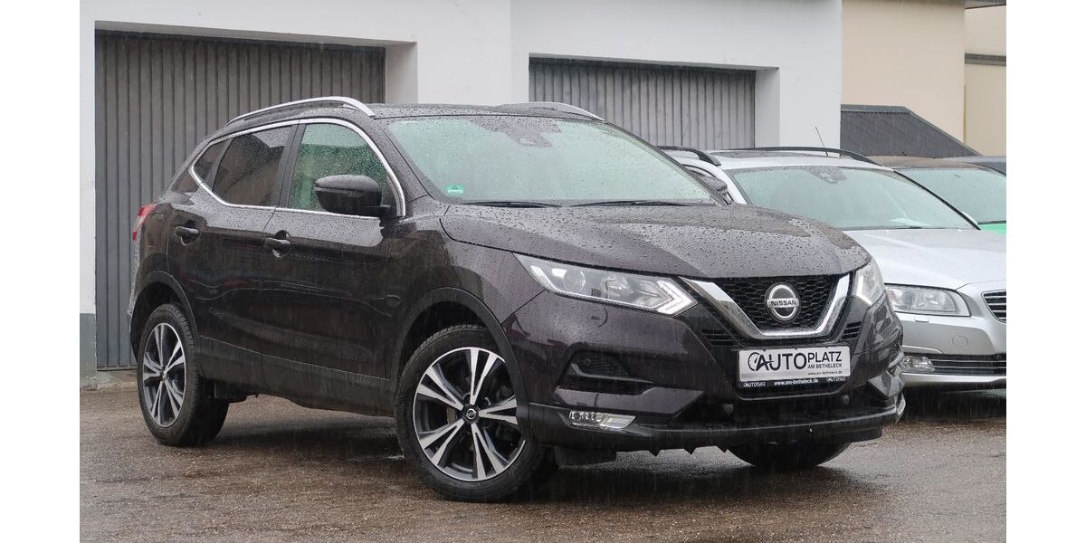 Nissan Qashqai 102.741 km 14.950 &euro; Bielefeld 33617