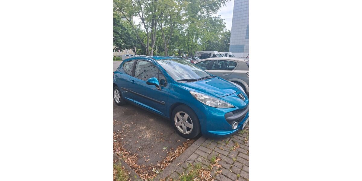 Peugeot 207 119.957 km 2.350 &euro; Erfurt 99086