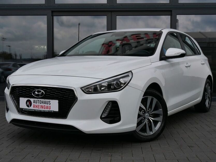 i30