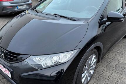 Honda Civic 156.400 km 7.850 &euro; Brühl 50321