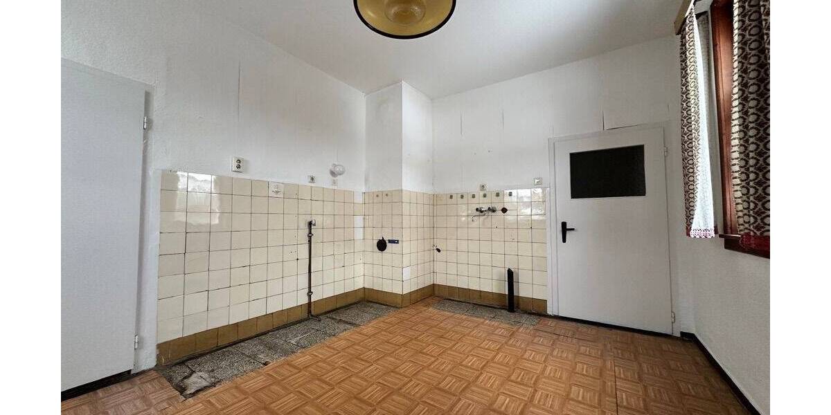 Einfamilienhaus Brotterode - 45.000&euro; | Angebot:25725590