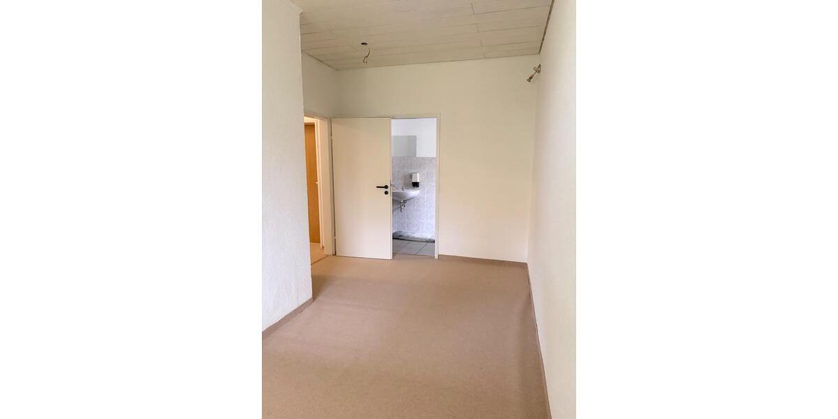 Erdgeschoßwohnung Gemünden - 4 Zimmer, 125 m&sup2;, 800&euro; | Angebot:26416103