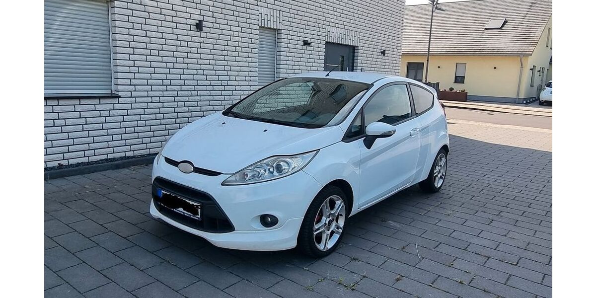 Ford Fiesta 226.000 km 2.800 &euro; Kerpen 50171