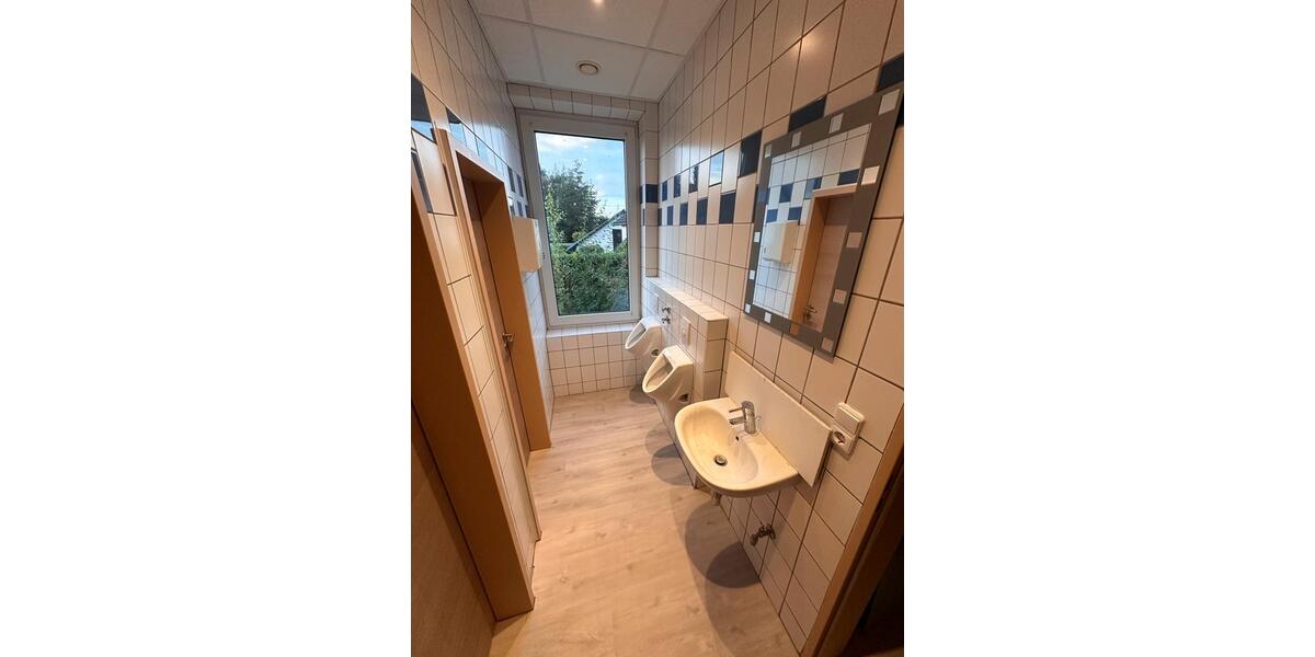 Einfamilienhaus Seevetal Hagolt - 10 Zimmer, 265 m&sup2;, 3.750&euro; | Angebot:26284229