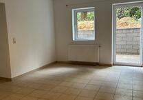 Neunkirchen 3 Zimmer Bad Wohnung mit Terrasse