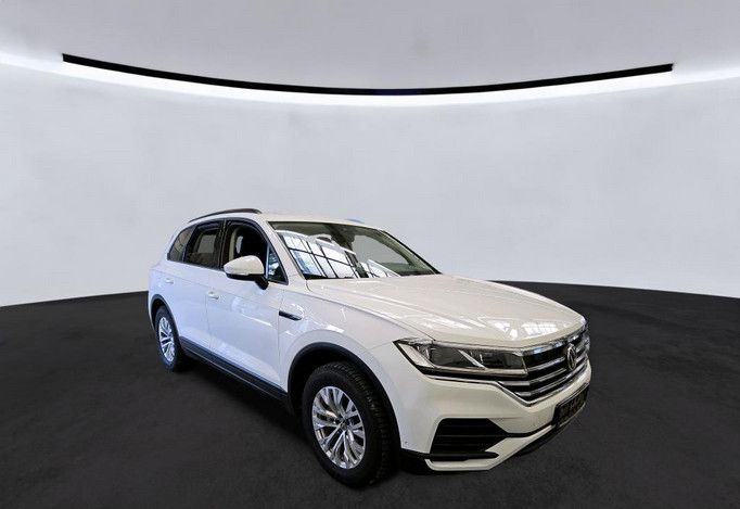 VW Touareg 59.000 km 41.900 &euro; Homburg 66424