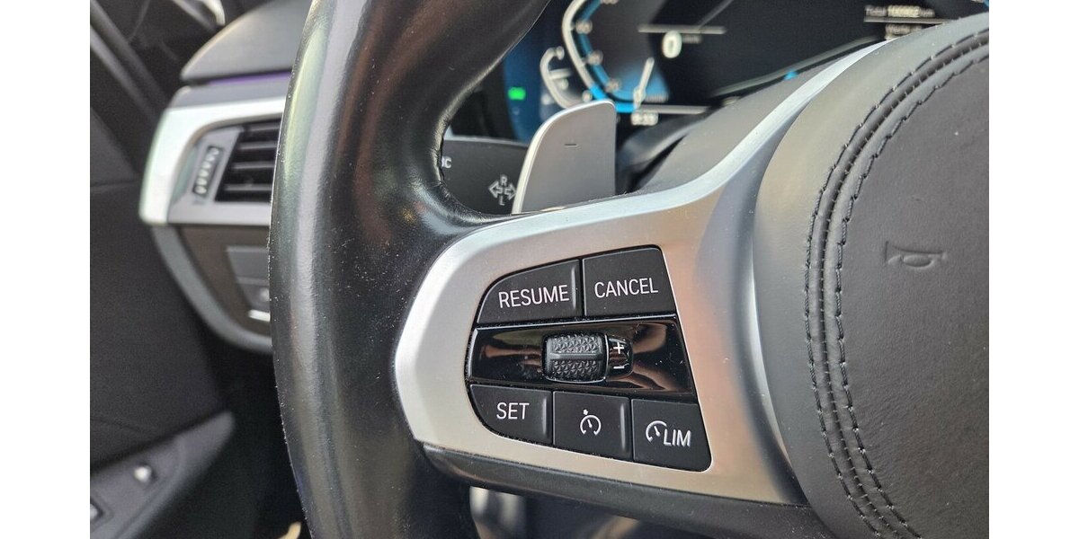 BMW 530e Aut. Limousine M Sportpaket 99.580 km 27.500 &euro; Wilsdruff 01723