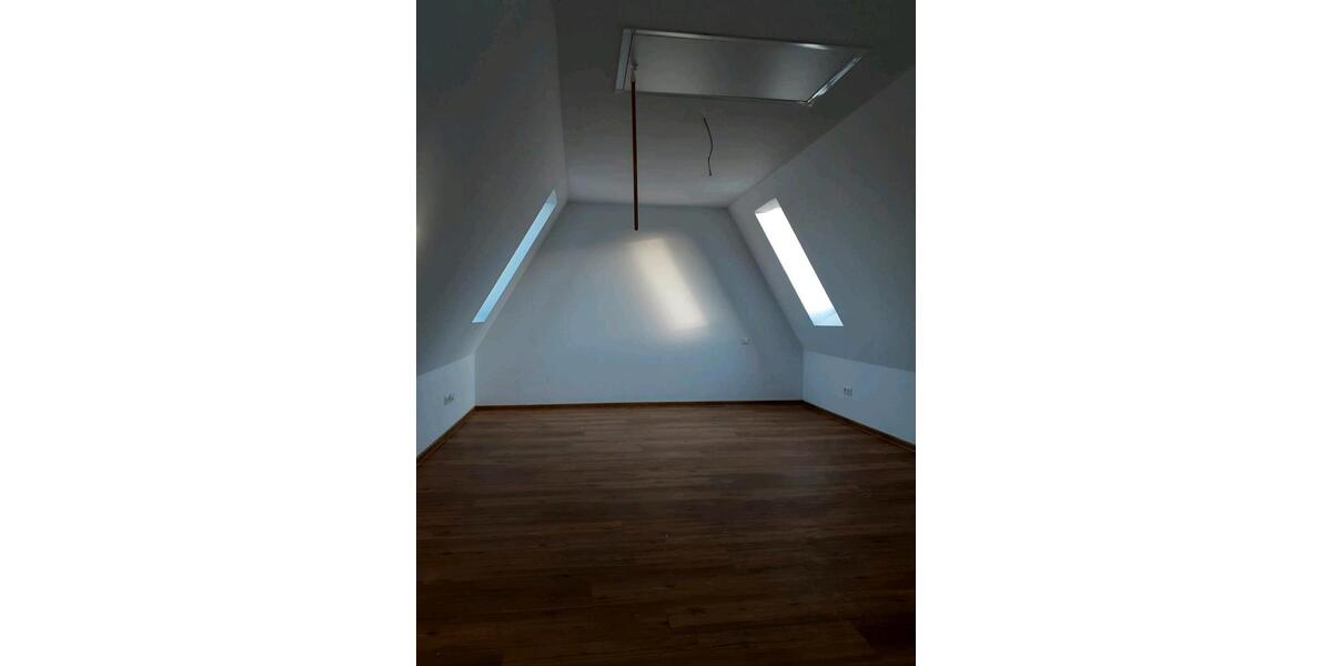 Dachgeschoßwohnung Oststeinbek - 2 Zimmer, 60 m&sup2;, 700&euro; | Angebot:26403073