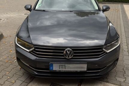 VW Passat 322.000 km 7.500 &euro; Köln 51147