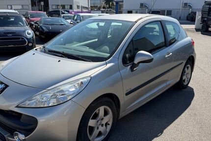 Peugeot 207 184.000 km 1.750 &euro; Ravensburg 88214