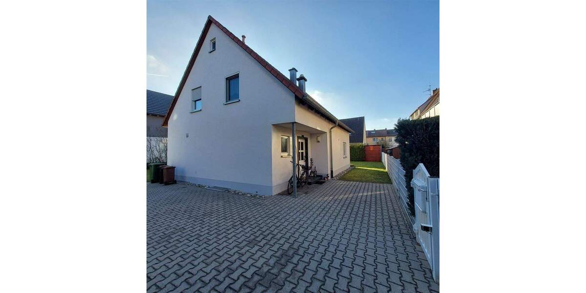 Einfamilienhaus Schwaig b. Nürnberg Schwaig - 6 Zimmer, 160 m&sup2;, 869.000&euro; | Angebot:25689607