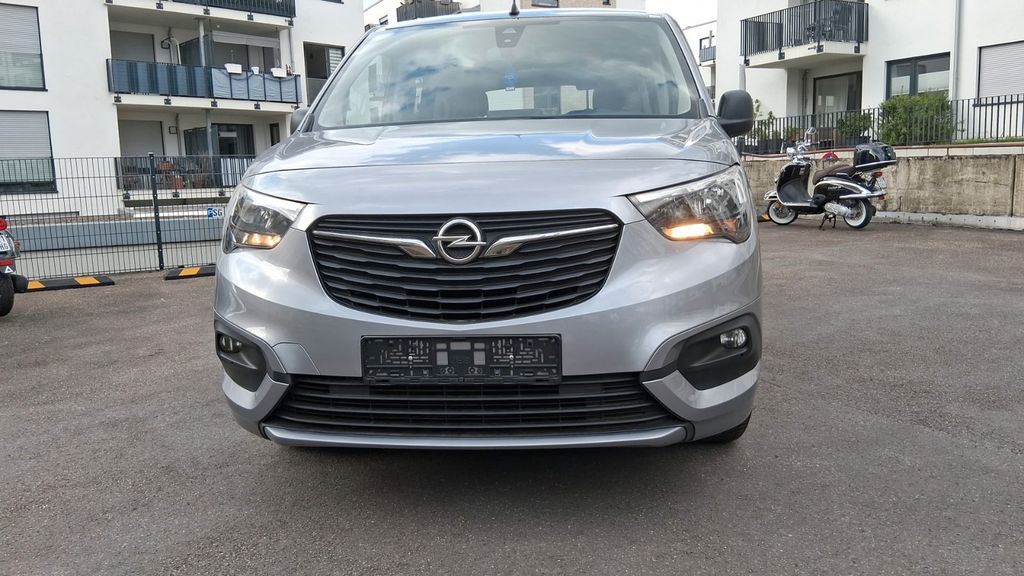 Opel Combo 189.000 km 8.400 &euro; solingen 42697