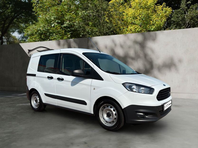 Ford Transit Courier 22.300 km 11.300 € Neustadt 67434