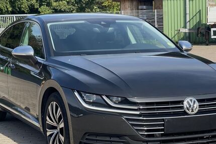 VW Arteon 147.000 km 19.700 € Berlin 12107