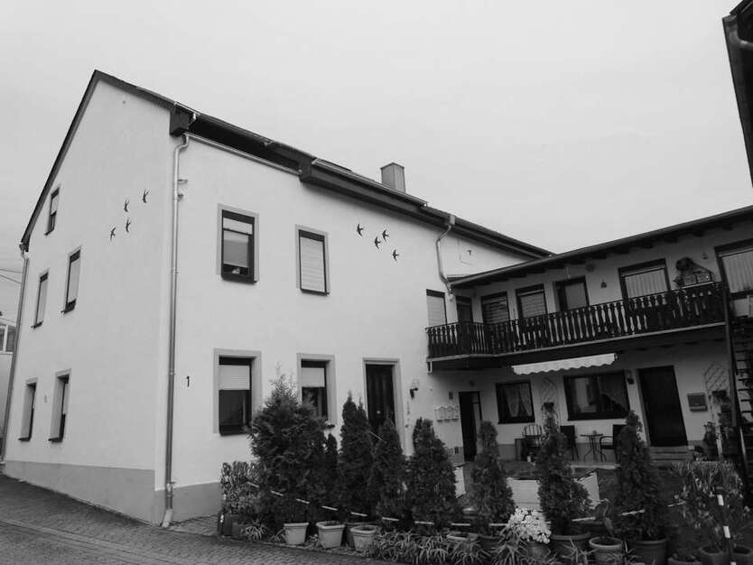 Haus zum Kaufen in Bad Kreuznach 570.000 € 318 m²