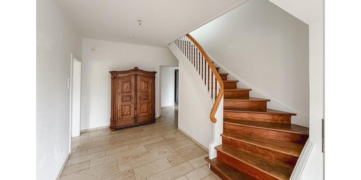 Einfamilienhaus Soltau - 6 Zimmer, 220 m&sup2;, 1.500&euro; | Angebot:25209319