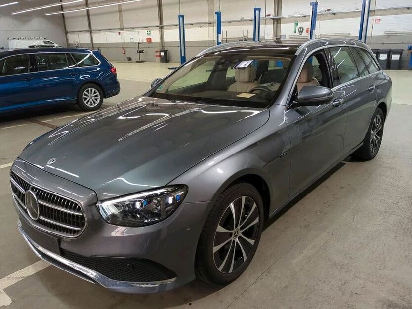 E 300