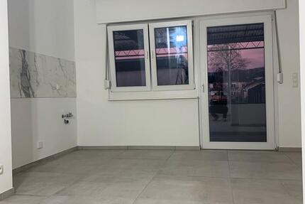 Wohnung zu mieten | Offenes Wohnzimmer & Esszimmer 2.5 zimmer