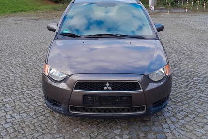 Mitsubishi Colt 81.987 km 4.699 € Dresden OT Weixdorf 01108