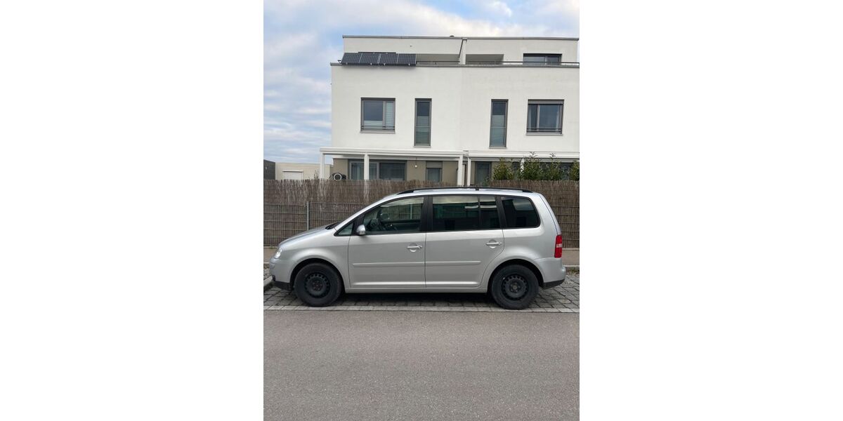 VW Touran 177.000 km 5.900 &euro; Mering 86415