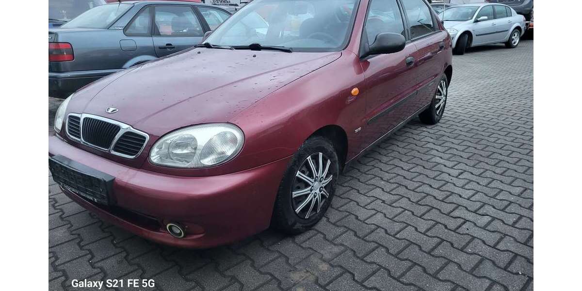 Daewoo Lanos 94.000 km 1.111 &euro; Elsteraue 06729