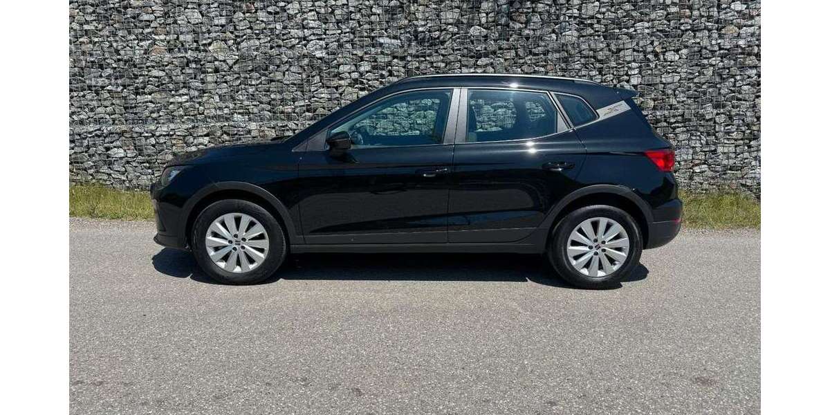Seat Arona 43.925 km 16.900 &euro; Peißenberg 82380