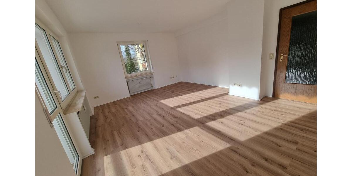 Lichtdurchflutete, sonnige 4 Zimmer Wohnung zu vermieten 4 zimmer