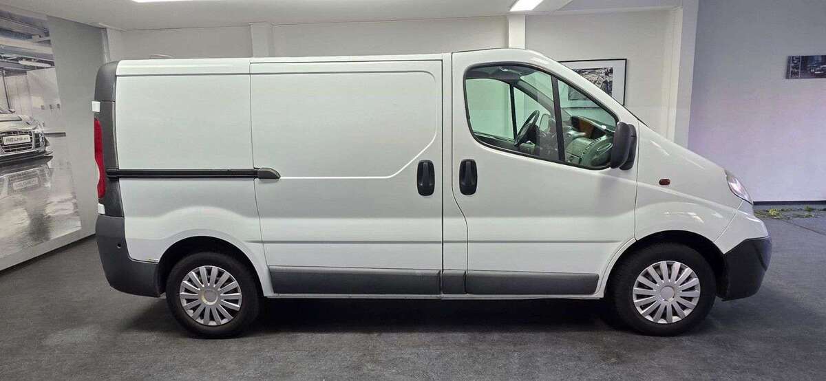 Opel Vivaro 237.000 km 5.990 € Asperg 71679