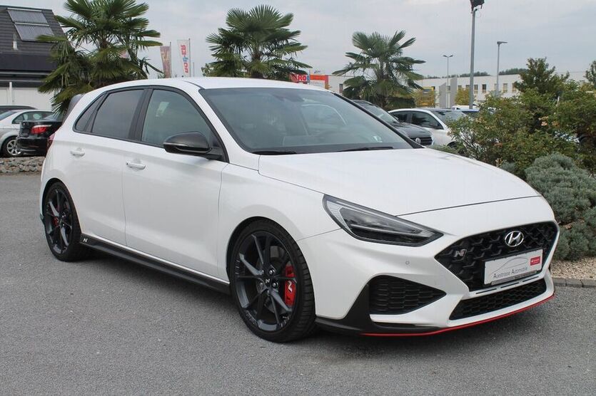 i30