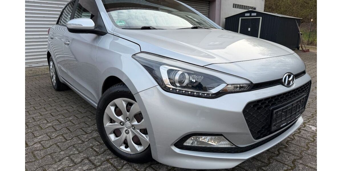 Hyundai i20 51.500 km 11.450 &euro; Kassel 34123