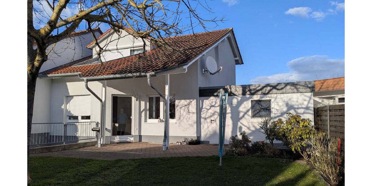Reihenendhaus Korbach - 4 Zimmer, 137 m&sup2;, 410.000&euro; | Angebot:26257451