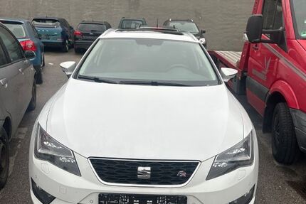 Seat Leon 213.000 km 7.100 € Traunstein 83278