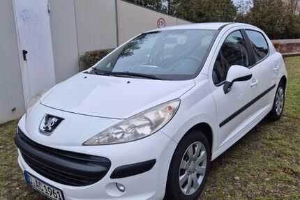 Peugeot 207 183.815 km 2.500 &euro; Düsseldorf 40591