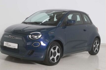 Fiat 500e 15.897 km 12.480 &euro; Pilsach 92367