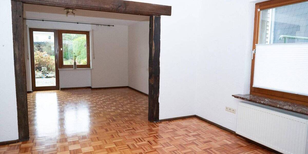 Einfamilienhaus Bad Wünnenberg (OT Fürstenberg) Fürstenberg - 1 Zimmer, 330 m&sup2;, 420.000&euro; | Angebot:26417654