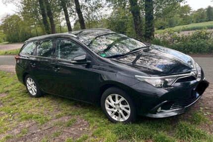 Toyota Auris 100.000 km 11.900 &euro; Lohne 49393