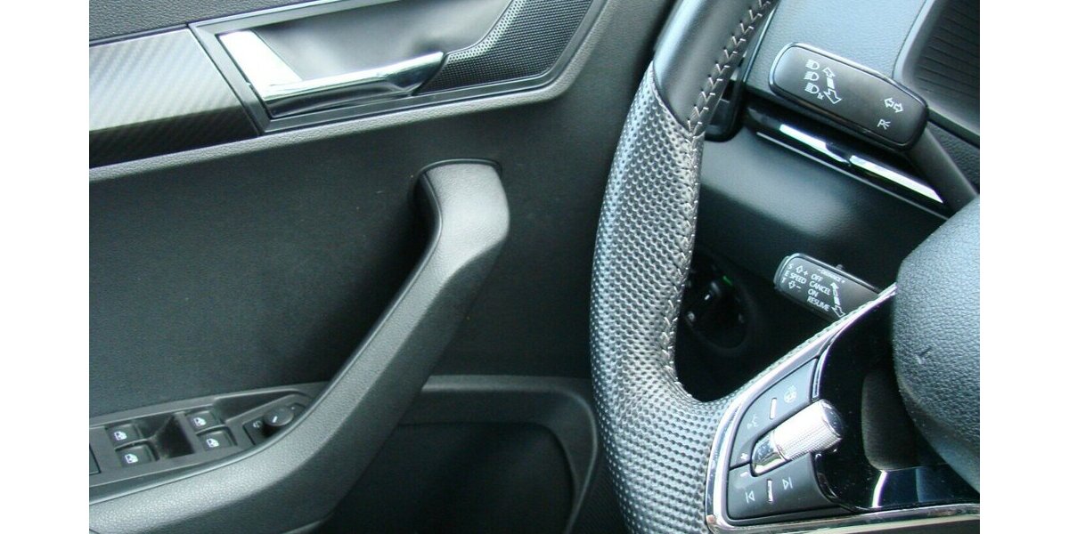 Skoda Karoq 1.5TSI Sportline ACC Kamera LED 45.047 km 26.980 &euro; Falkensee 14612