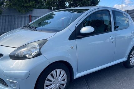 Toyota Aygo (X) 119.000 km 3.900 &euro; Stockstadt 63811