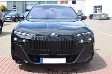BMW 740 15.500 km 118.900 € Jüterbog 14913