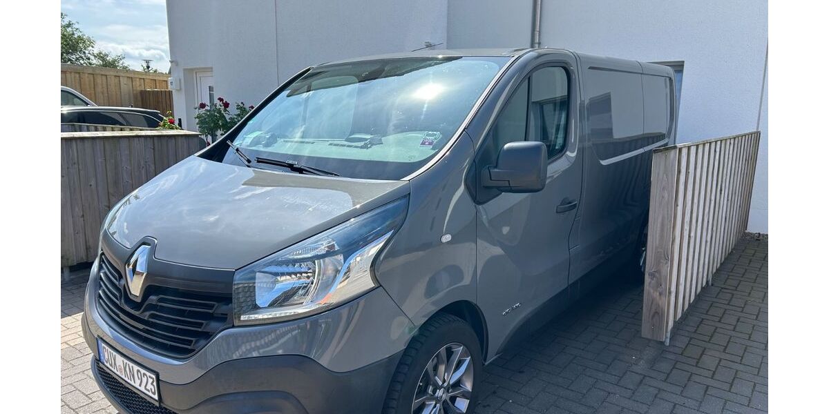 Renault Trafic 128.000 km 11.999 &euro; Cuxhaven 27478
