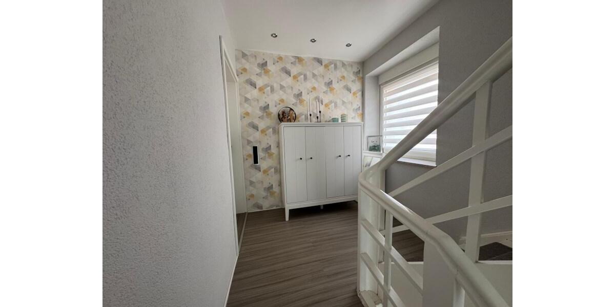 Doppelhaushälfte Pirmasens Fehrbach - 5 Zimmer, 1.300&euro; | Angebot:26040619