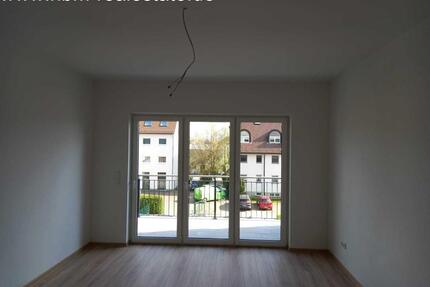 2-Zi.-Whg. - Gemütlich & Hell mit Balkon, Tiefgarage & E-Auto-Ladestation in Oranienburg!